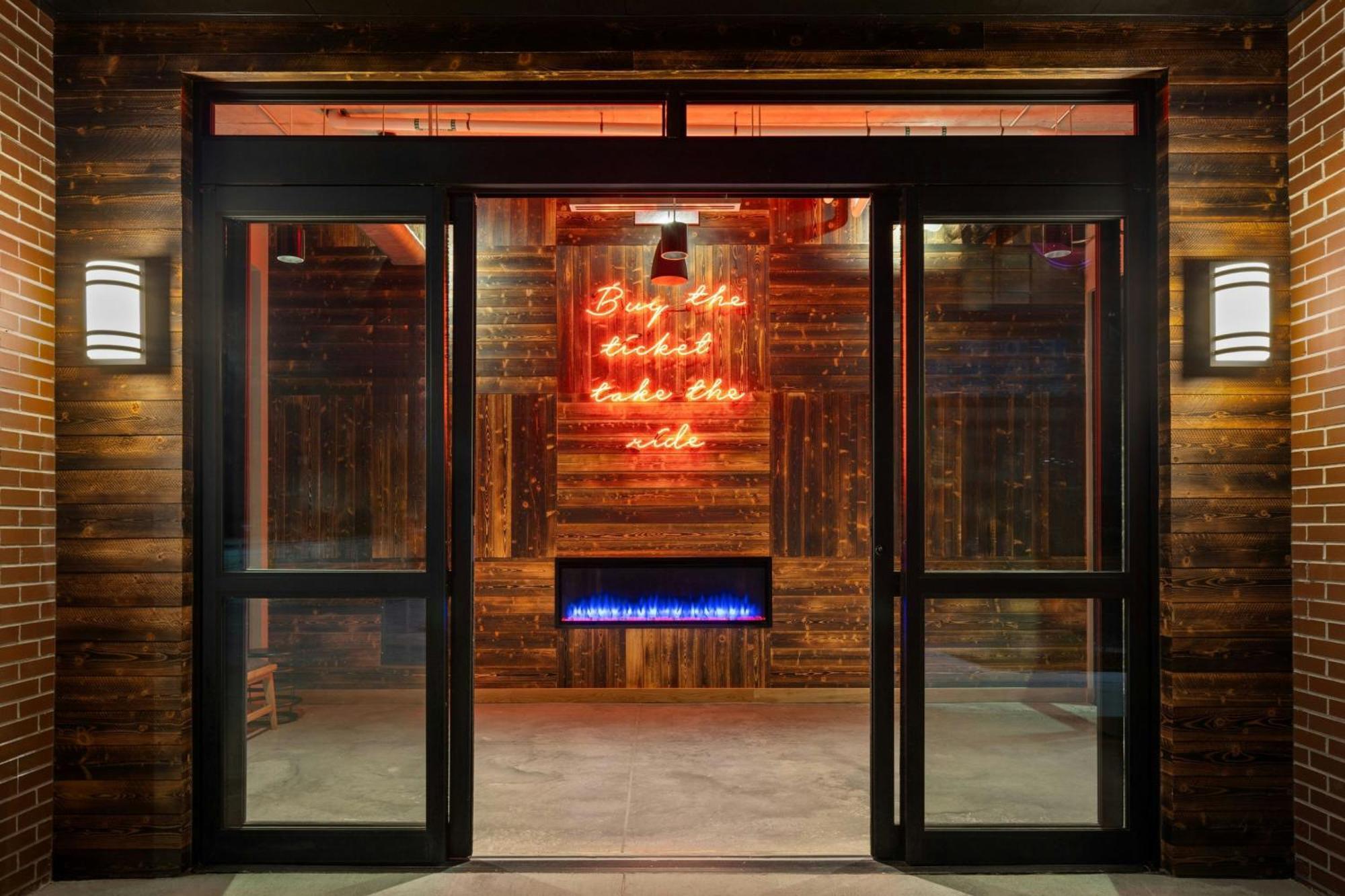 Hotel Moxy Omaha Downtown Zewnętrze zdjęcie